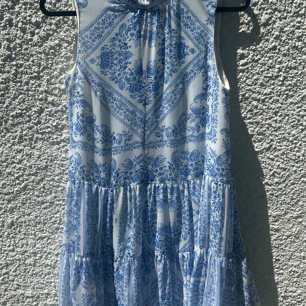 Blue and White Sleeveless Dress